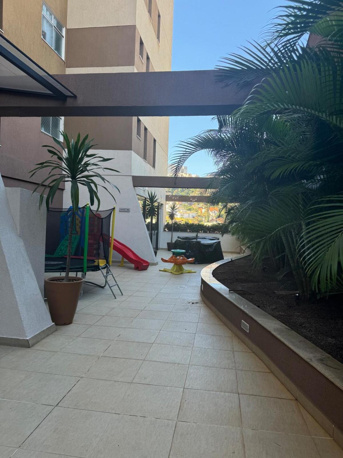 Completo E Aconchegante, Supermercado E Padaria Apartment